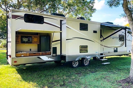 2017 Grand Design Reflection 308BHTS Travel Trailer for rent in Miami, FL