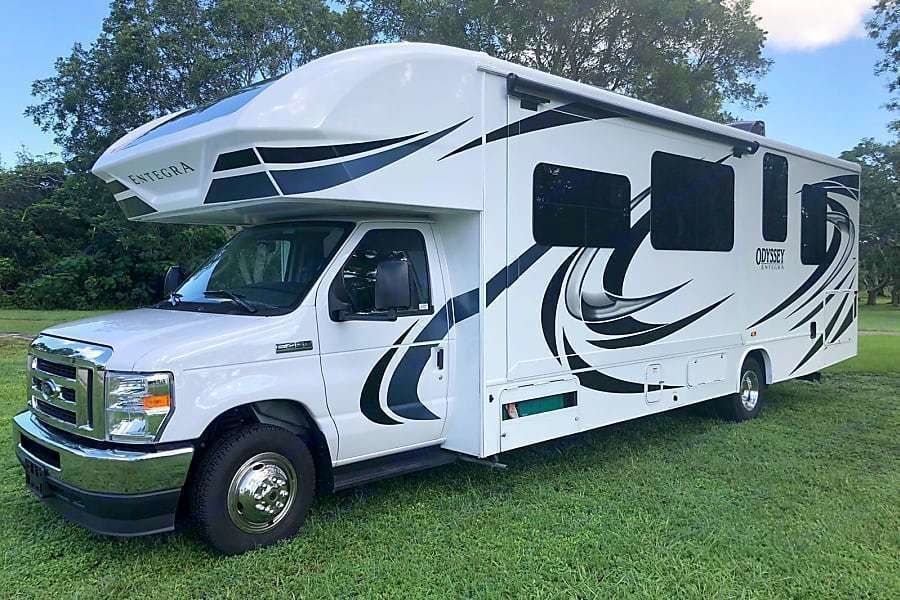 Photo 0 - 2021 Entegra Coach Class C Motorhome rental photo 2