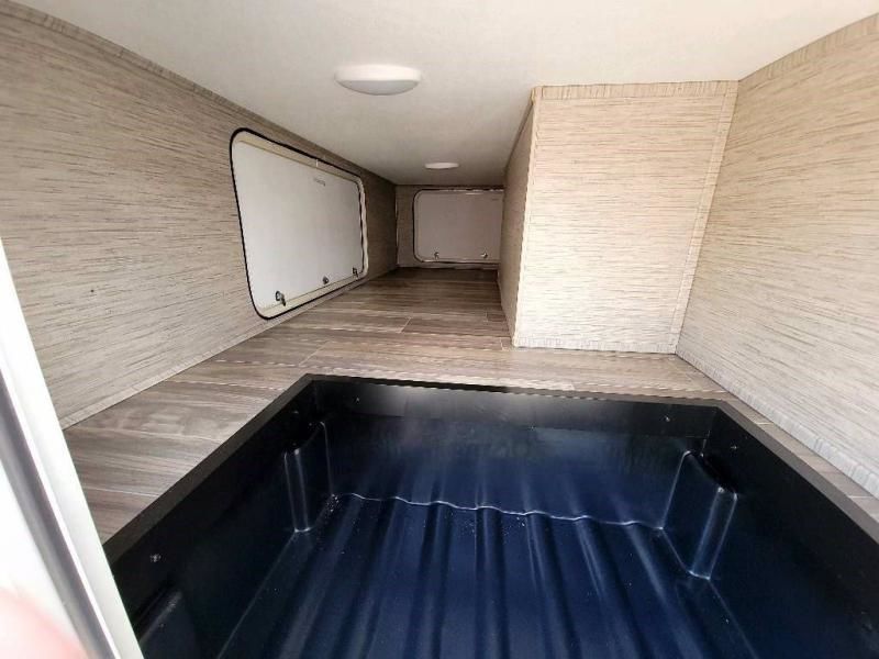 Photo 4 - 2020 Thor Motor Coach Class B Motorhome rental photo 10