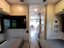 Photo 5 thumbnail 12