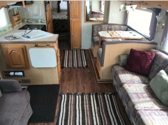 Photo 3 - 2005 Forest River Class A Motorhome rental photo 5