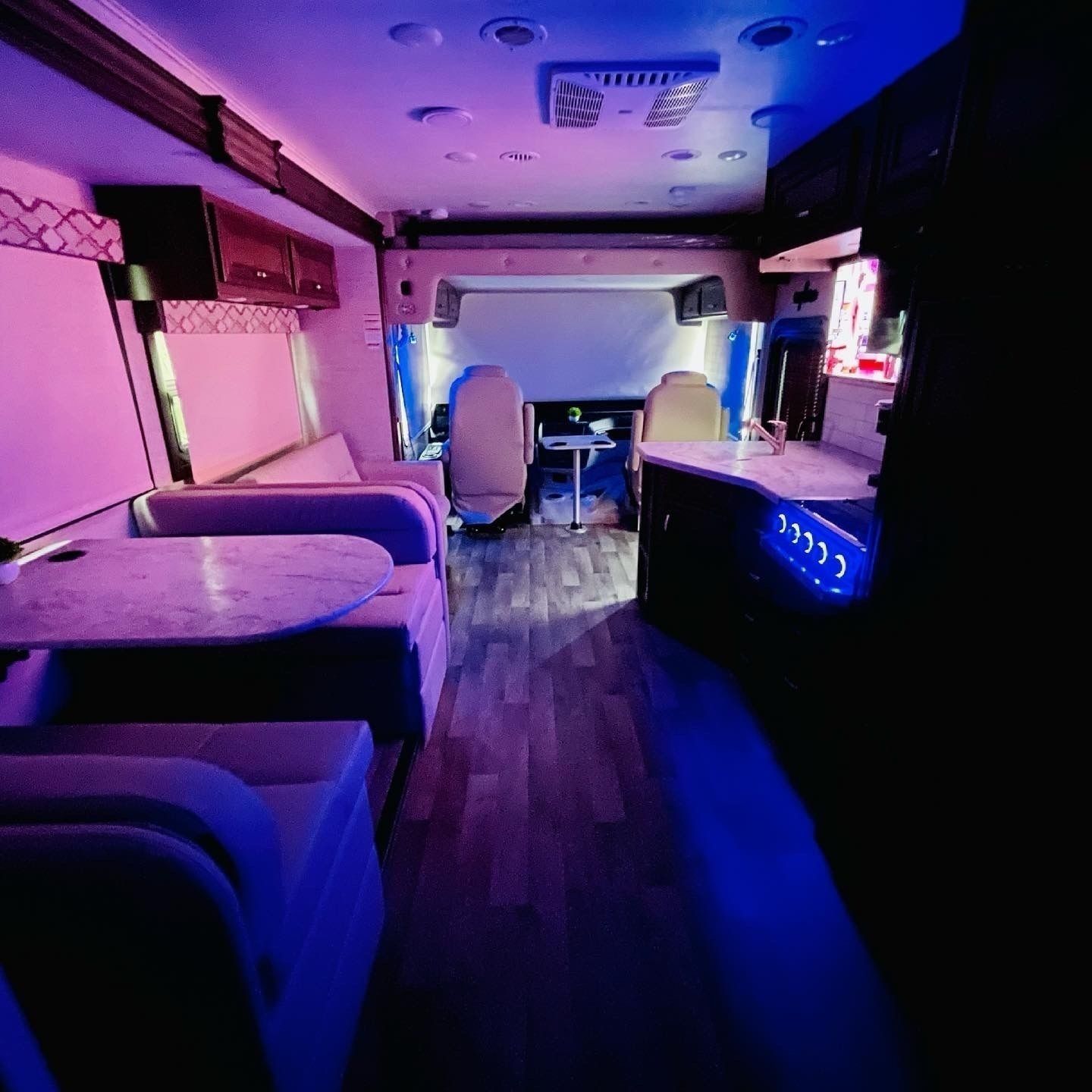 Photo 4 - 2021 Jayco Class A Motorhome rental photo 6