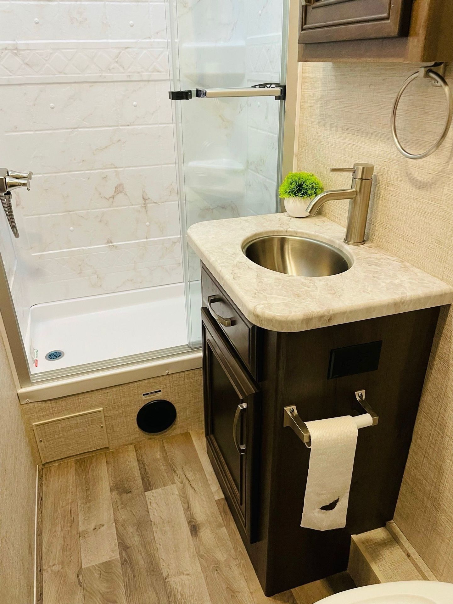 Photo 6 - 2021 Jayco Class A Motorhome rental photo 8
