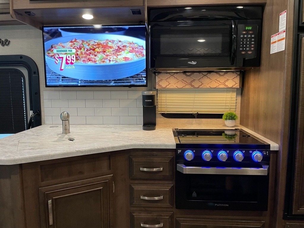 Photo 8 - 2021 Jayco Class A Motorhome rental photo 10