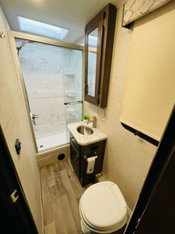 Photo 18 thumbnail 20
