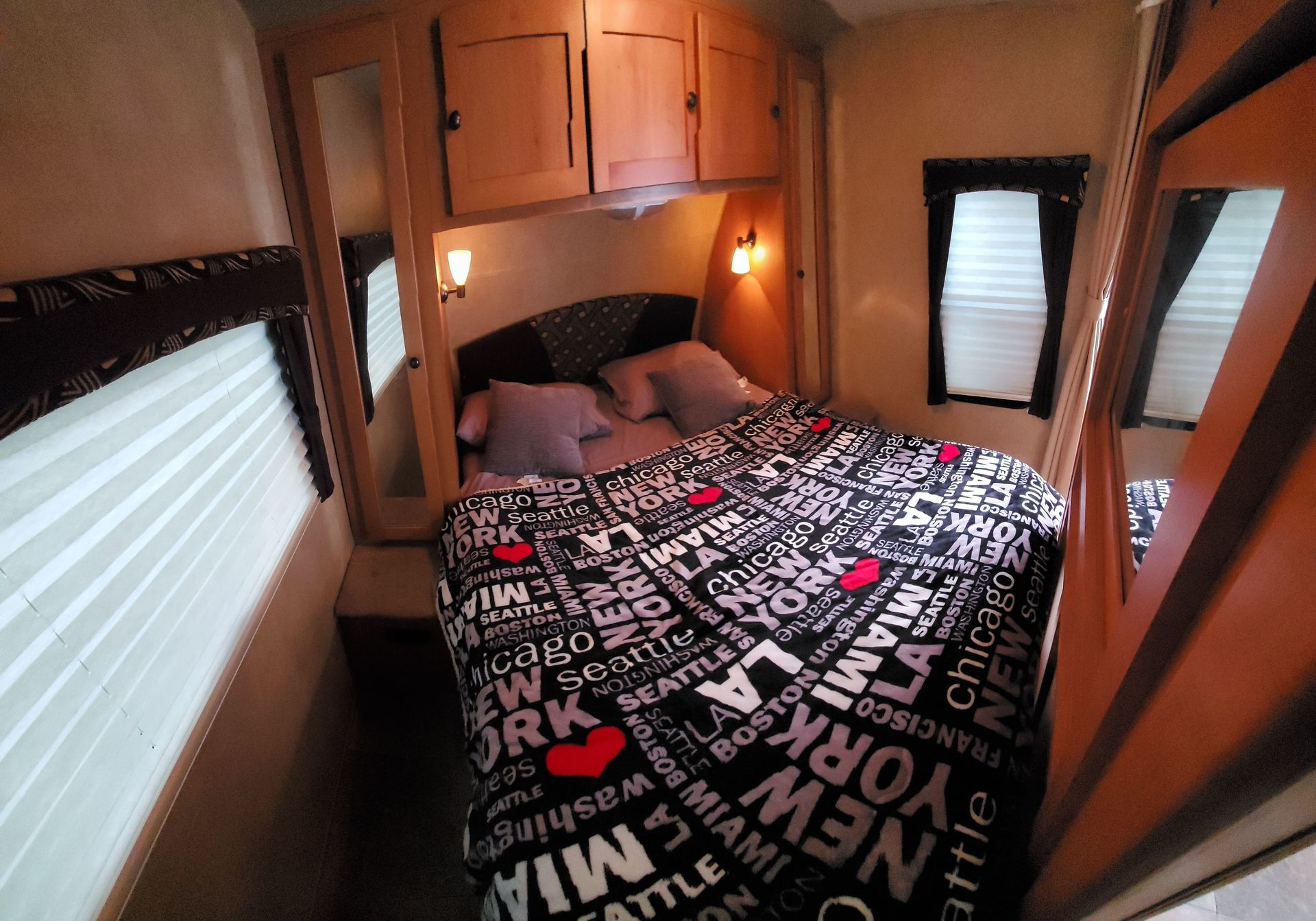 Photo 4 - 2012 Cruiser Rv Travel Trailer rental photo 9