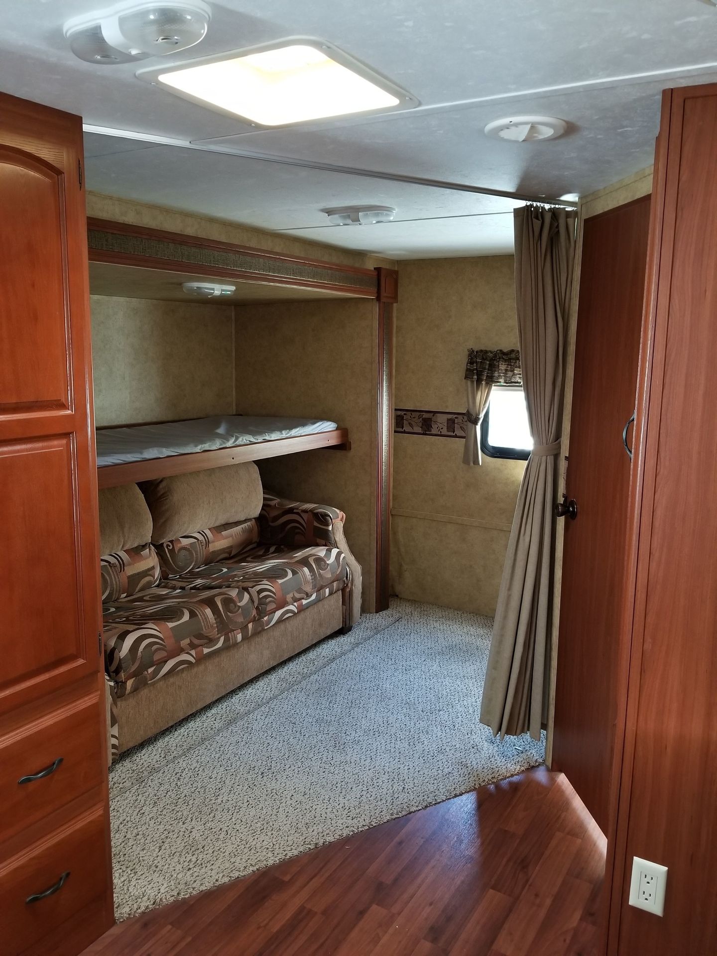 Photo 11 - 2010 Keystone Travel Trailer rental photo 13