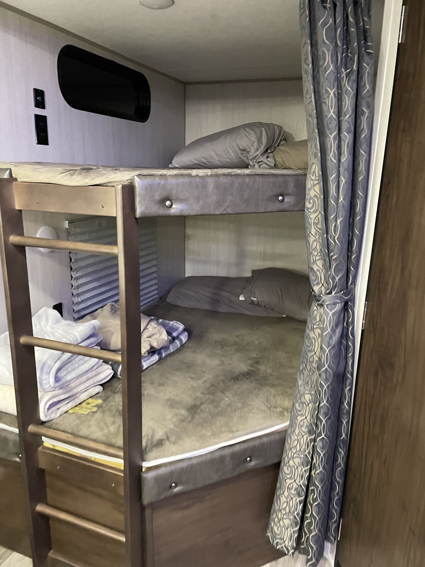 Photo 5 - 2019 Cherokee Travel Trailer rental photo 7