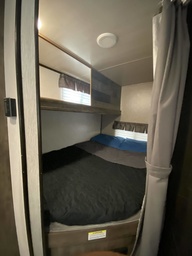 Photo 1 thumbnail 4