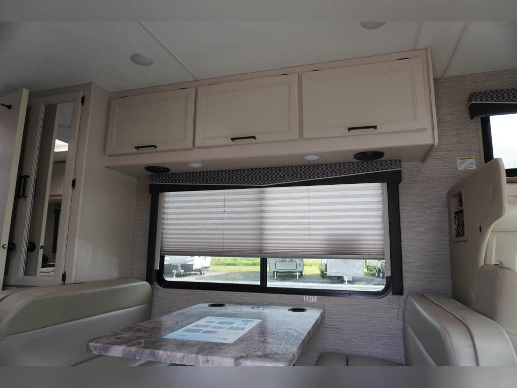 Photo 2 - 2022 Thor Class C Motorhome rental photo 4