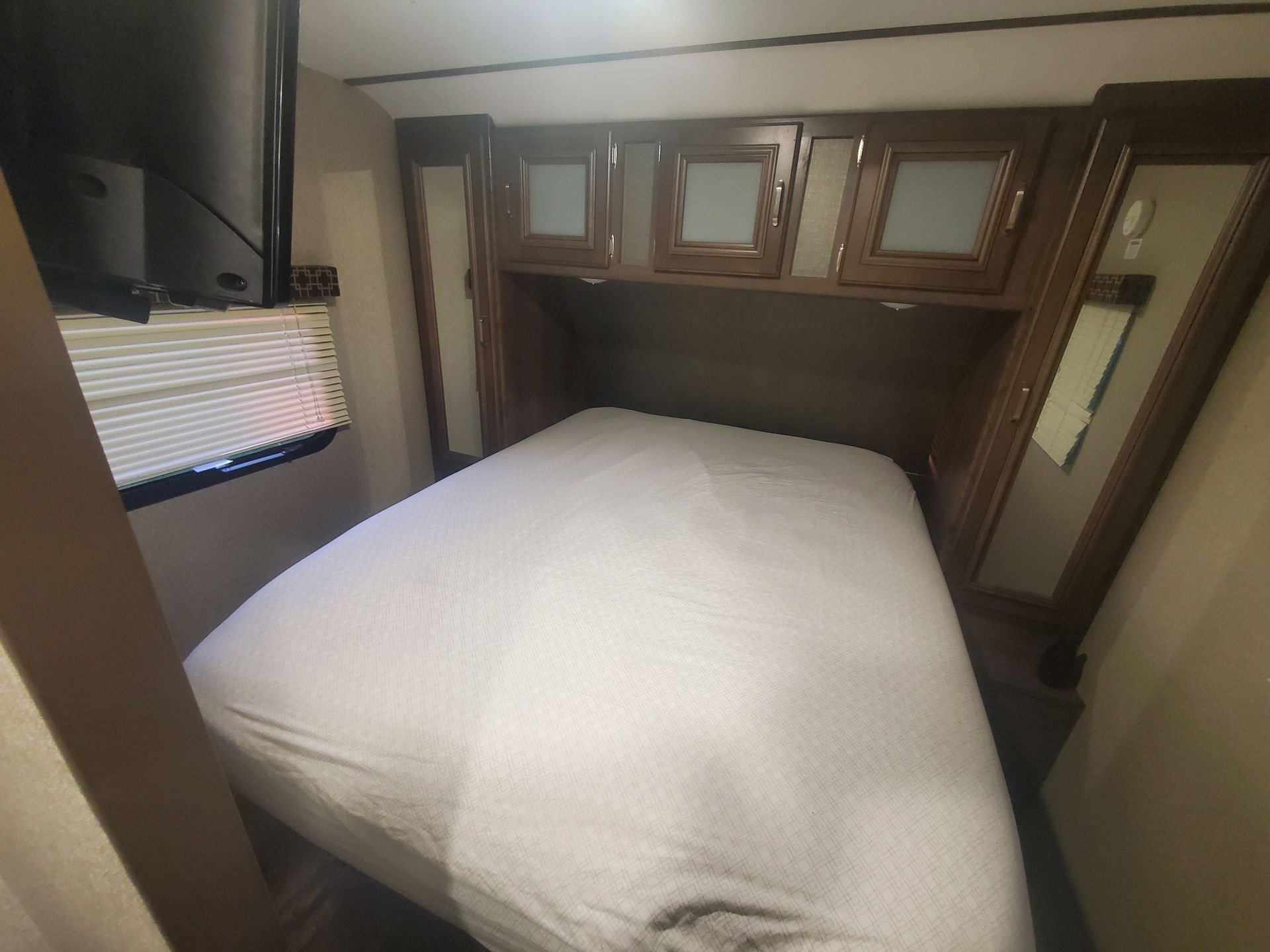 Photo 10 - 2019 Keystone Travel Trailer rental photo 12