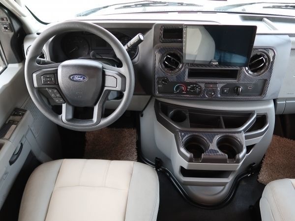 Photo 3 - 2021 Coachmen Class C Motorhome rental photo 16