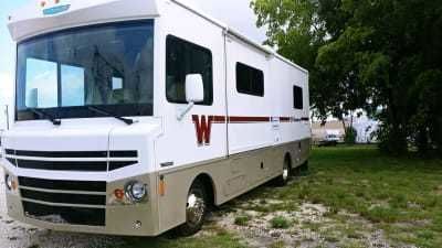 2015 Itasca Tribute 27B Class A Motorhome for rent in Pembroke Pines, FL