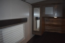 Photo 21 thumbnail 23