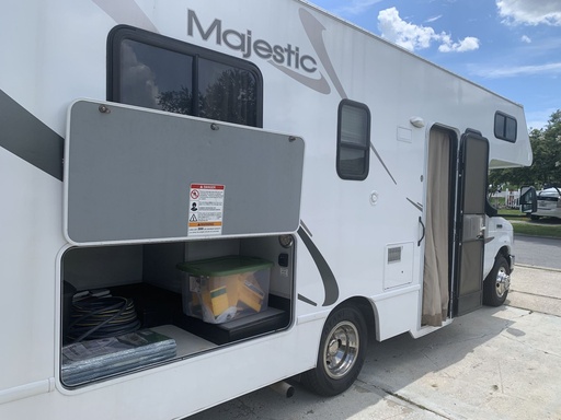 2013 Thor Motor Coach Majestic Class C Motorhome for rent in Orlando, FL