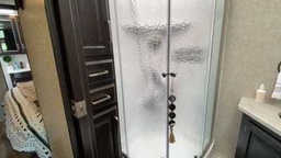 Photo 16 thumbnail 18