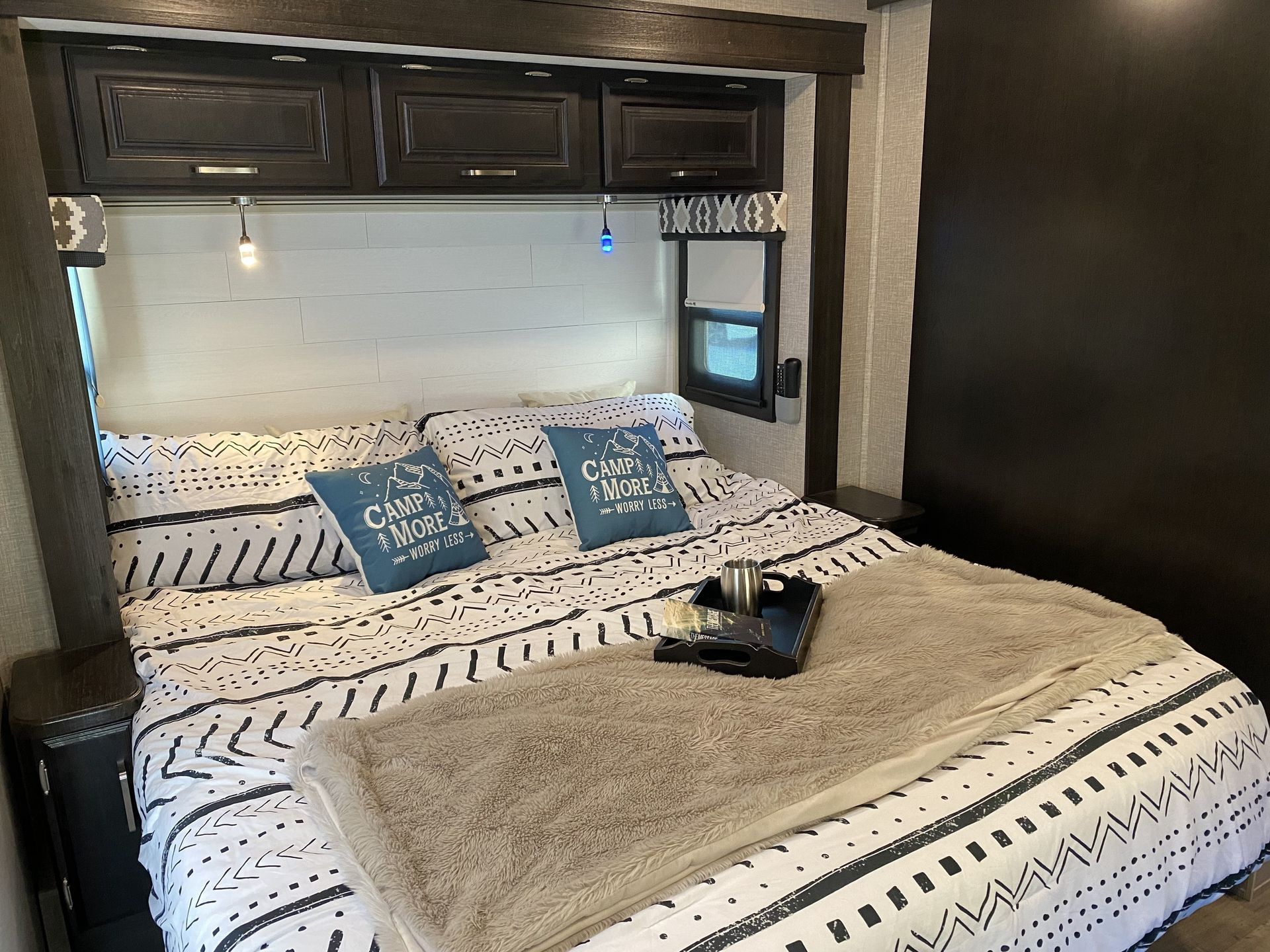 Photo 17 - 2022 Entegra Coach Class A Motorhome rental photo 19