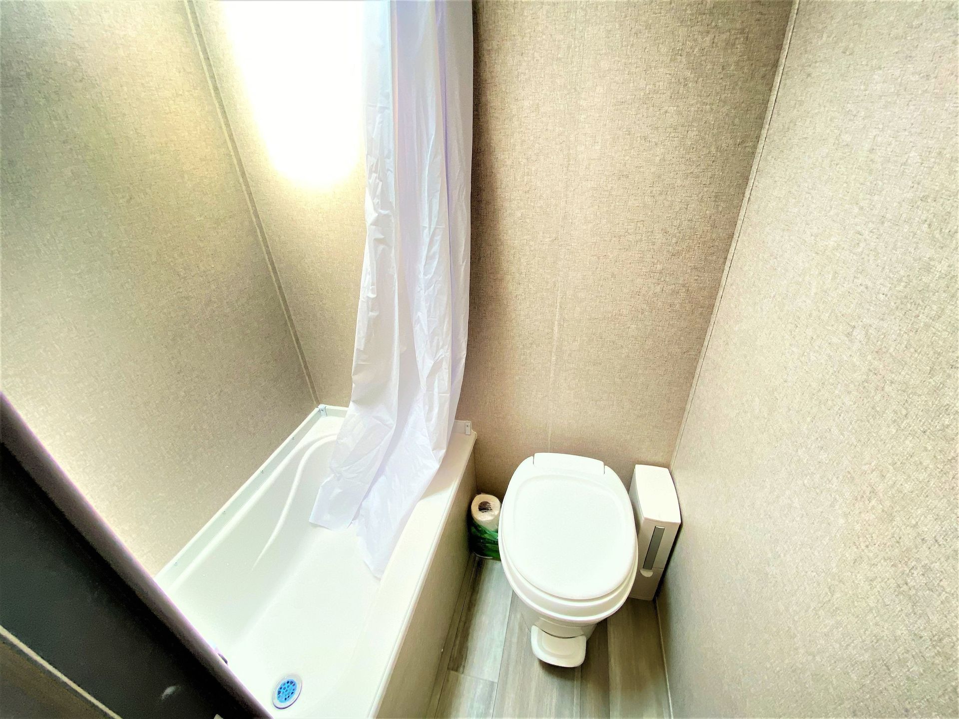 Photo 11 - 2021 Forest River Travel Trailer rental photo 13
