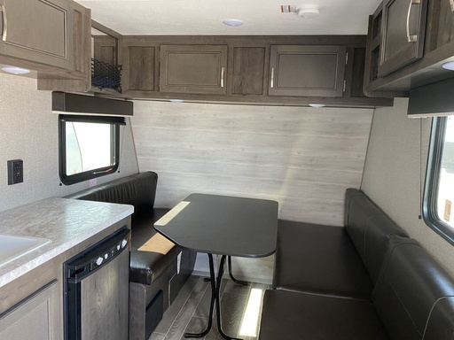 2021 Jayco Jay FLight SLX 7 145RB Travel Trailer for rent in Niederwald, TX