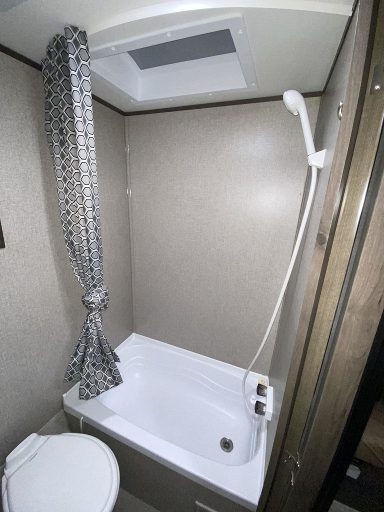 Photo 4 - 2021 Jayco Travel Trailer rental photo 6