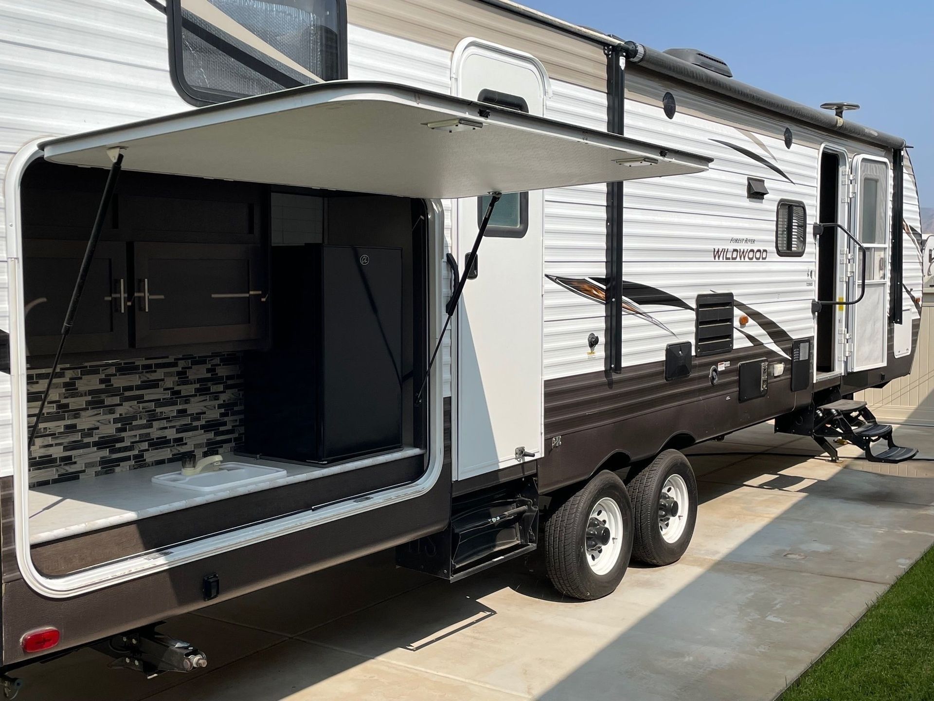 Photo 9 - 2019 Forest River Travel Trailer rental photo 10