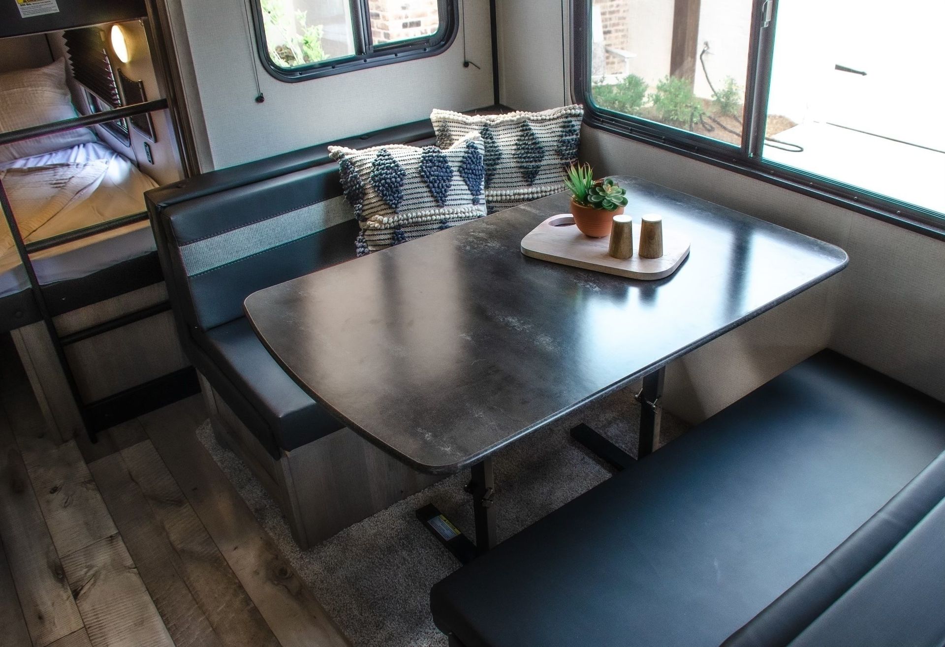 Photo 15 - 2021 Keystone Rv Travel Trailer rental photo 17