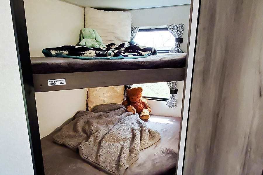 Photo 3 - 2021 Sportsmen Travel Trailer rental photo 5