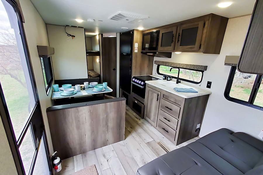 Photo 6 - 2021 Sportsmen Travel Trailer rental photo 8