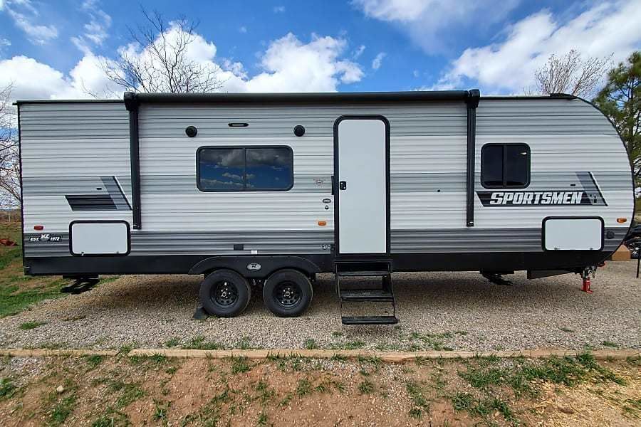 Photo 10 - 2021 Sportsmen Travel Trailer rental photo 12
