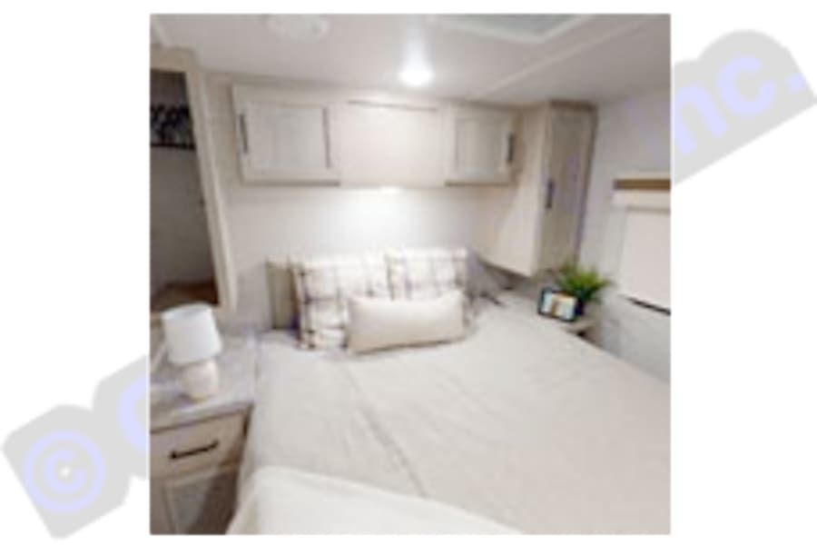 Photo 2 - 2021 Rockwood Travel Trailer rental photo 4