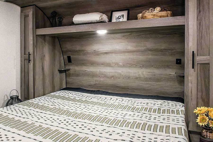 Photo 8 - 2021 Sportsmen Travel Trailer rental photo 10