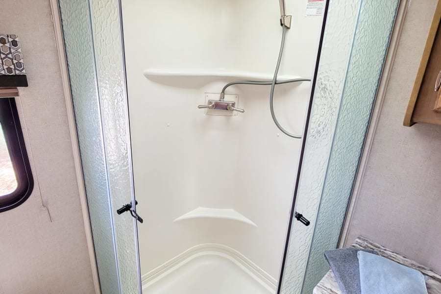 Photo 2 - 2019 Winnebago Travel Trailer rental photo 4
