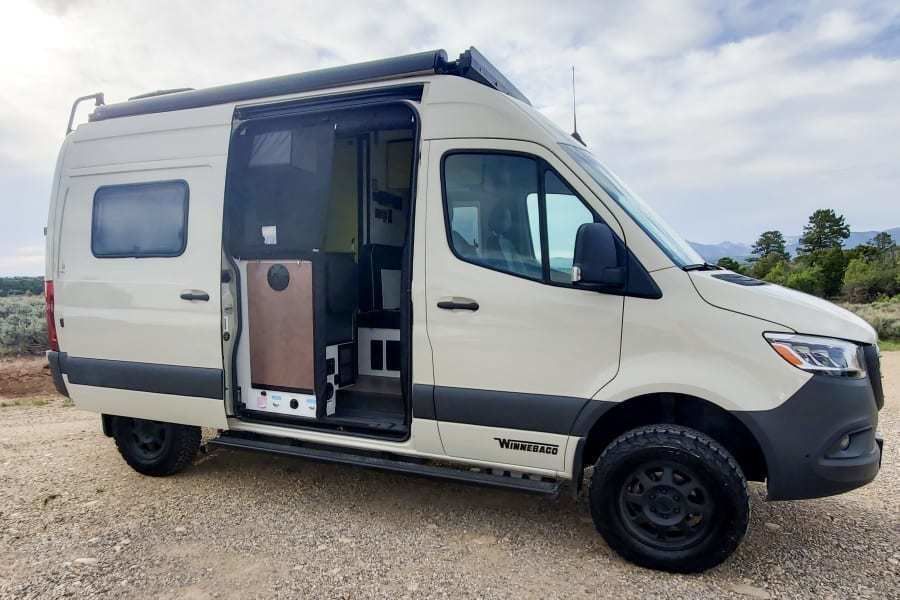Photo 11 - 2020 Winnebago Other rental photo 13