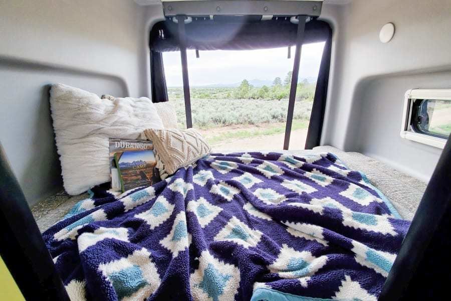 Photo 13 - 2020 Winnebago Other rental photo 15