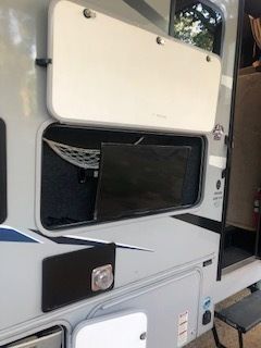 Photo 9 - 2020 Coachmen Class C Motorhome rental photo 11