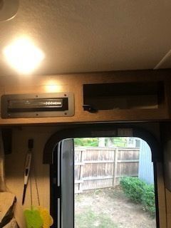 Photo 21 - 2020 Coachmen Class C Motorhome rental photo 23