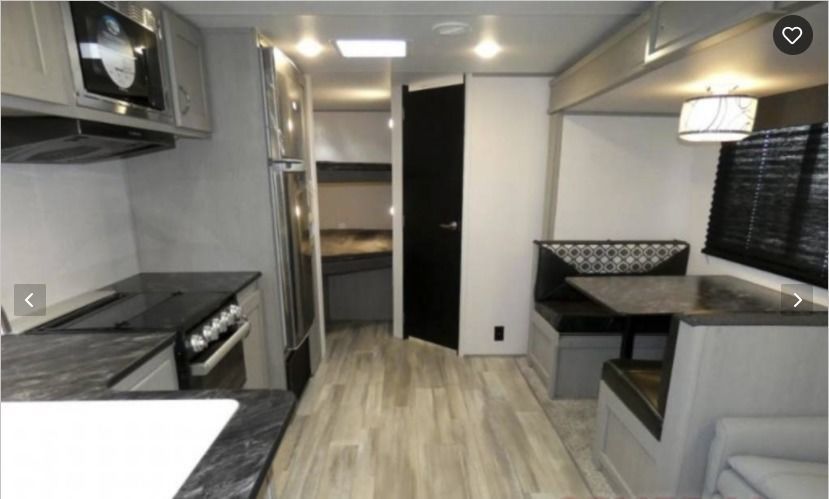 Photo 4 - 2022 Prime Time Travel Trailer rental photo 11