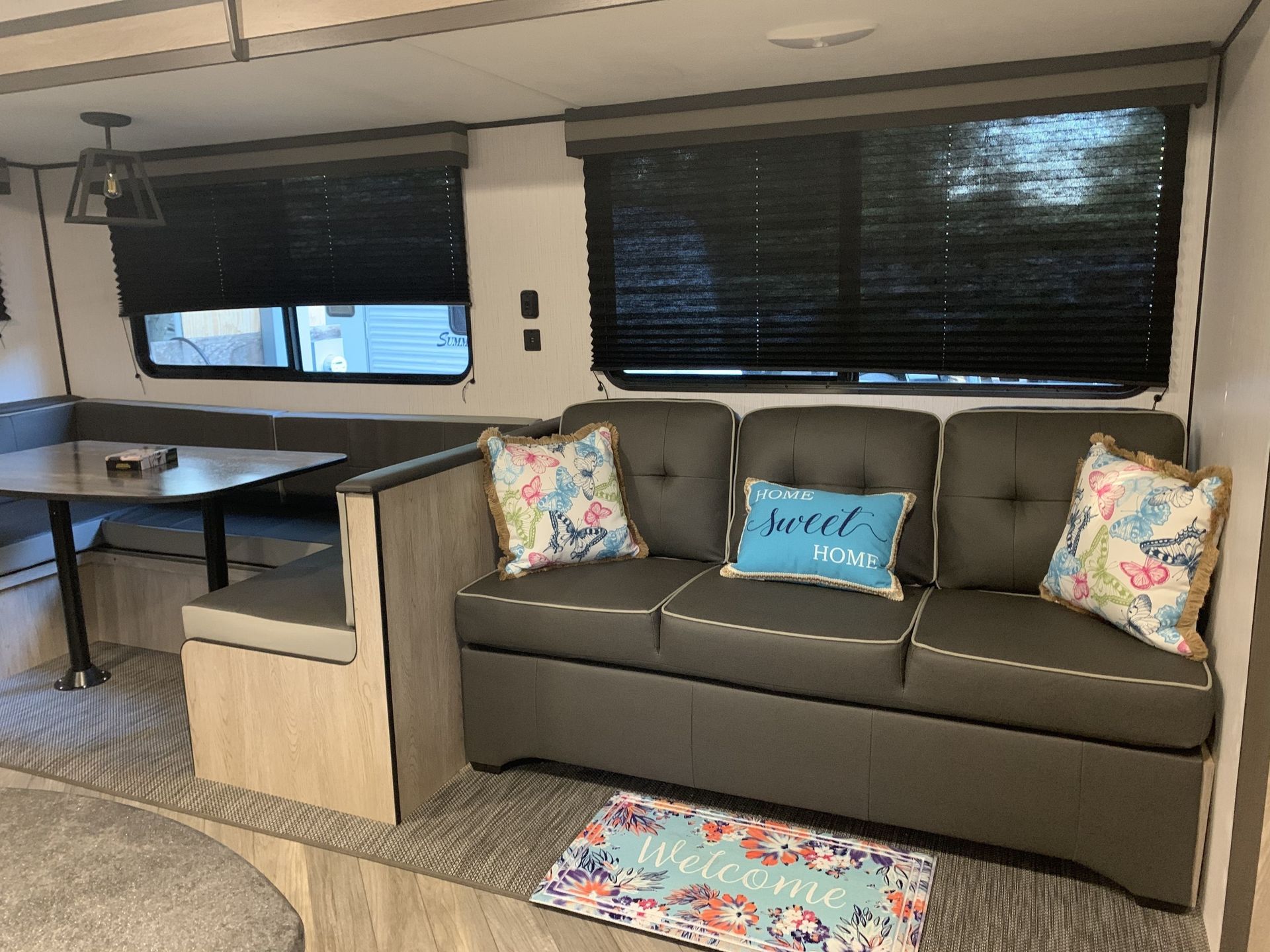 Photo 4 - 2021 HEART LAND Travel Trailer rental photo 6