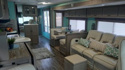 Photo 7 thumbnail 9