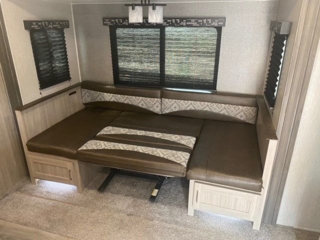 Photo 38 - 2019 Coachmen Travel Trailer rental photo 40