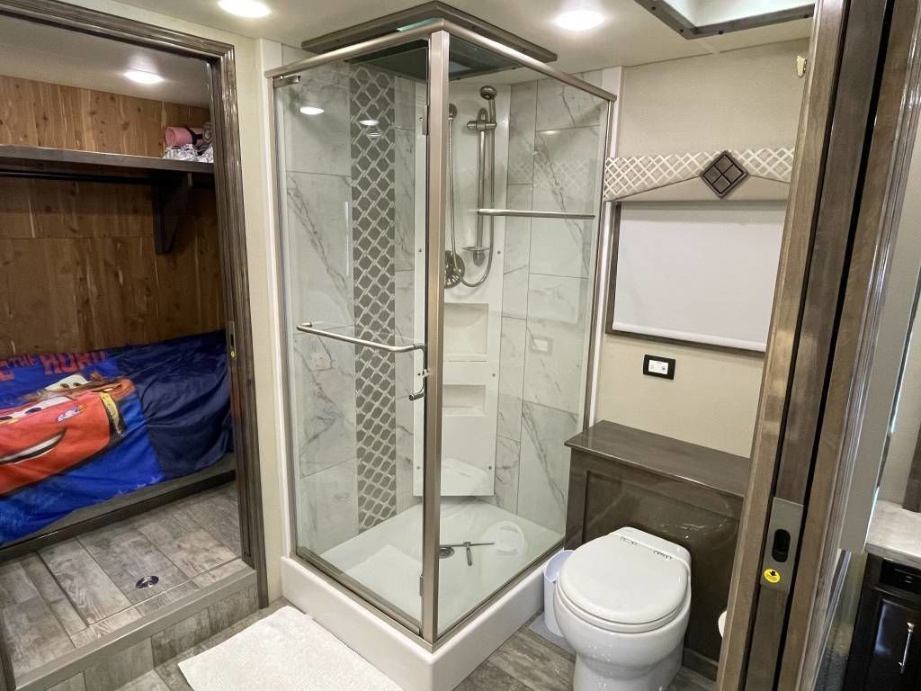 Photo 4 - 2019 Entegra Coach Class A Motorhome rental photo 17