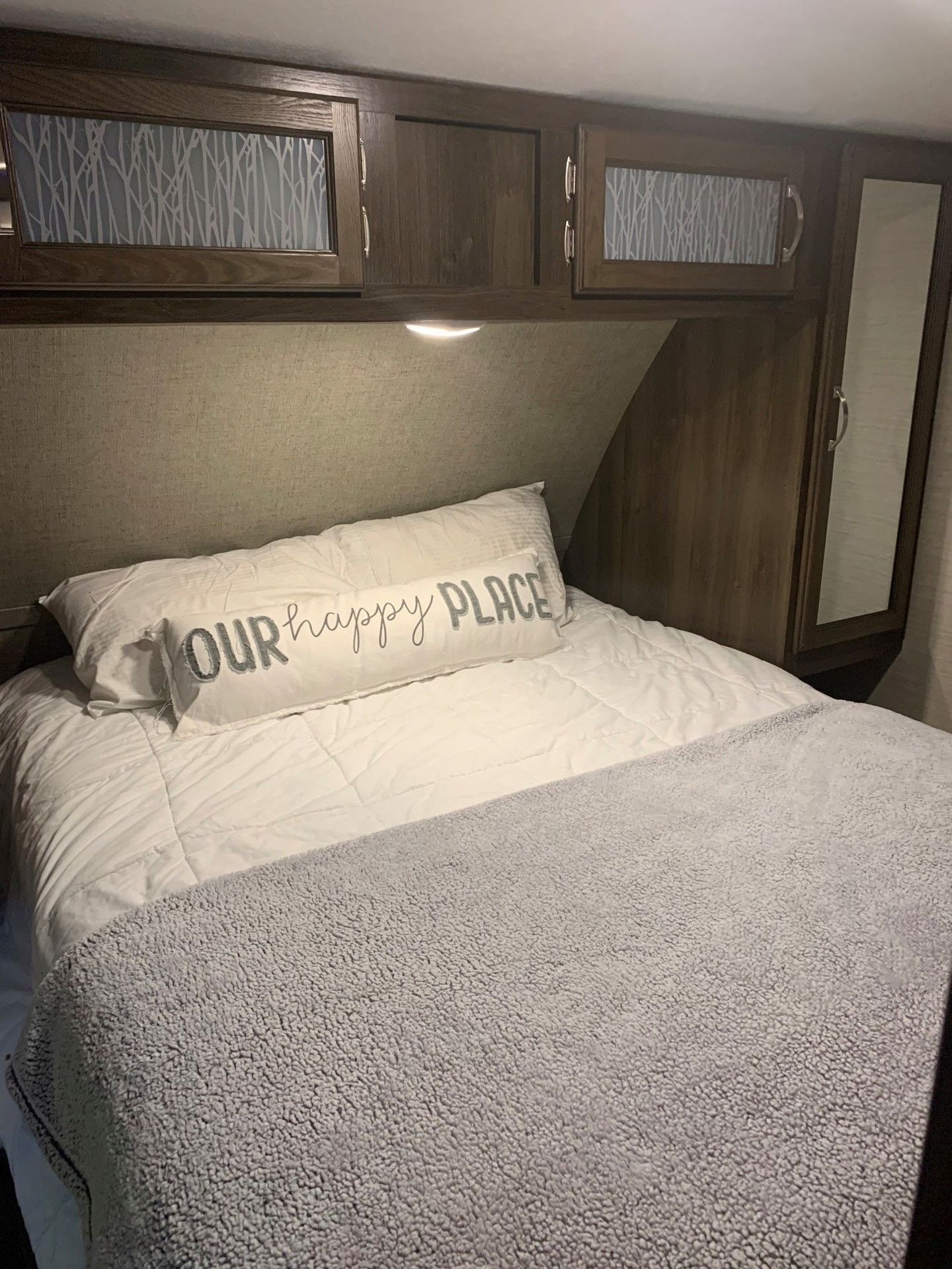 Photo 5 - 2018 Keystone Travel Trailer rental photo 7
