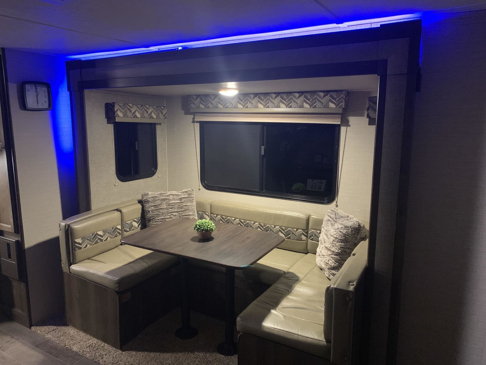 Photo 3 - 2017 Keystone Travel Trailer rental photo 5