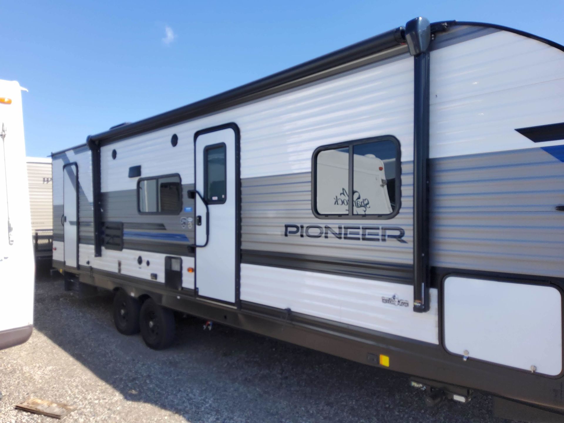 Photo 2 - 2021 Heartland Travel Trailer rental photo 5