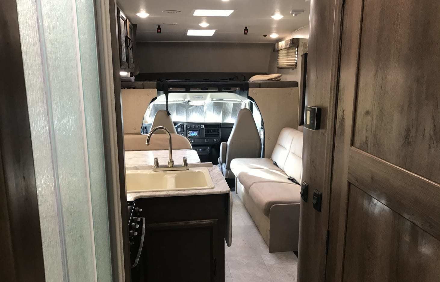 Photo 10 - 2019 Coachmen Class C Motorhome rental photo 12