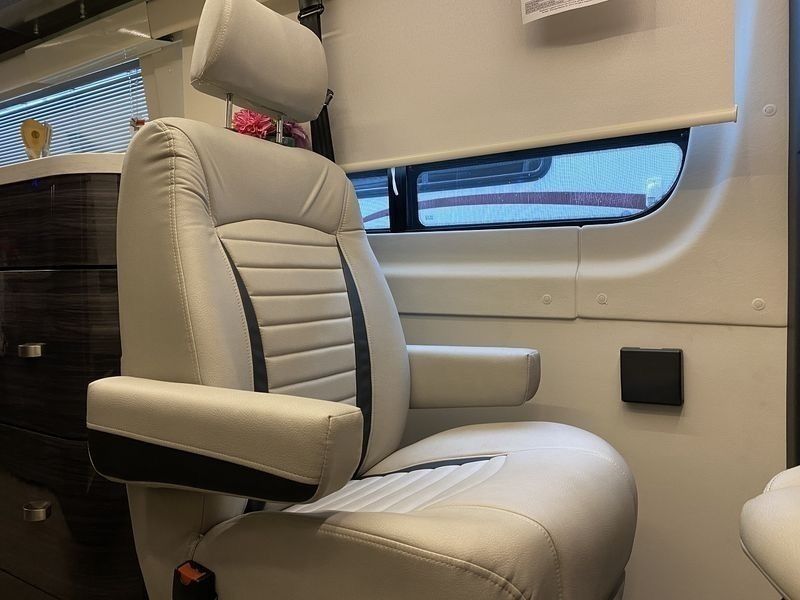 Photo 6 - 2019 Mercedes-Benz Class B Motorhome rental photo 8