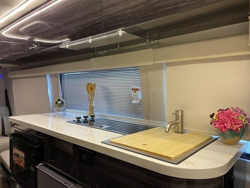 Photo 13 - 2019 Mercedes-Benz Class B Motorhome rental photo 15