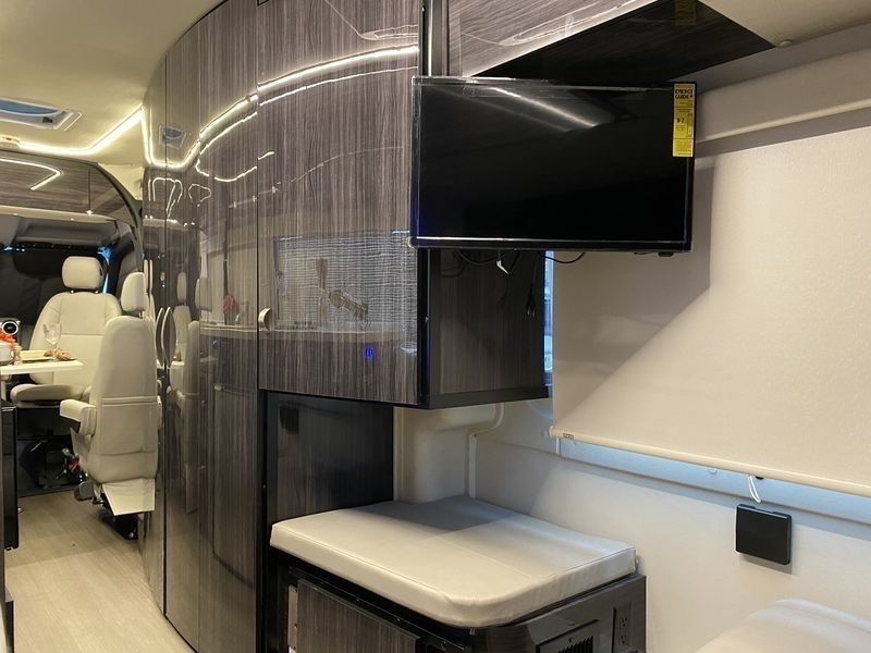 Photo 18 - 2019 Mercedes-Benz Class B Motorhome rental photo 26