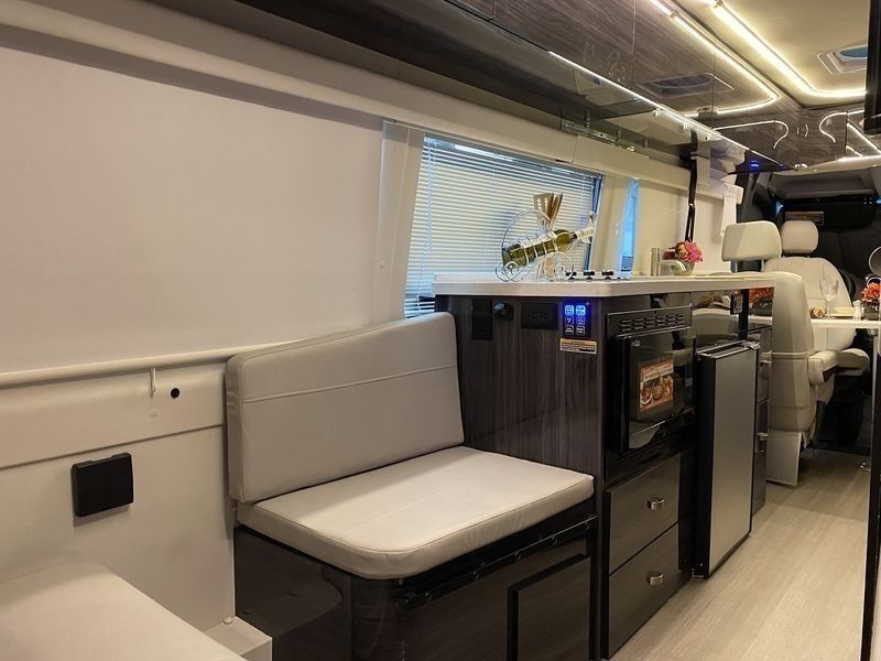 Photo 19 - 2019 Mercedes-Benz Class B Motorhome rental photo 30