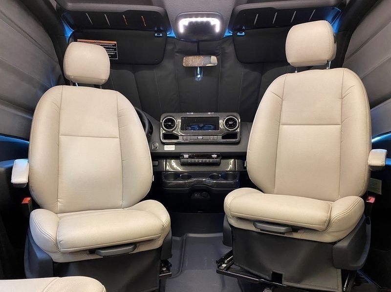 Photo 19 - 2019 Mercedes-Benz Class B Motorhome rental photo 31